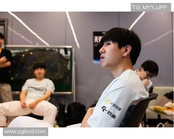 电竞数据赛后复盘TES与IG对决中的个人能力分析与表现评估